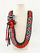abordables Bufandas de mujer-Corona de graduación de la clase de 2025: collar de cinta trenzada con letras de graduación y dije de sombrero, regalo de recuerdo hecho a mano para la ceremonia de graduación de la escuela secundaria y la universidad.
