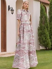 billige blomster-Jacquard Brokade Blomstrete Blå A-Linje Kveldsdrakt Elegant Kjole Formell Bryllup Gulvlengde Korte Ermer Skjortekrave Nylon med Splitt Lomme Bryllupsgjest Kjole