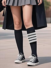 preiswerte Damensocken-Kniehohe, asymmetrisch gestreifte Damensocken – sportliche, über die Wade reichende Baumwollsocken für Schuluniformen für Schüler, Abschlussfeiern, Cheerleading und den Alltag
