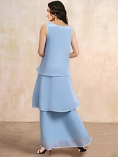 economico Lunghezza del pavimento-Matrimonio in Spiaggia Abito Madre della Sposa Linea A Ospite di Matrimonio Elegante Semplice Collo a V Lunghezza Caviglia Chiffon Senza Maniche con Strati Colore Solido 2025 misura personalizzata