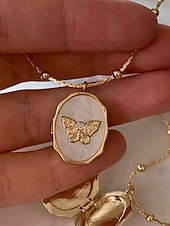 abordables Collier pour femme-Collier médaillon papillon en or pour femme - pendentif ovale de style vintage avec perles et compartiment photo caché, élégant cadeau d&#039;anniversaire, d&#039;anniversaire ou de remise de diplôme