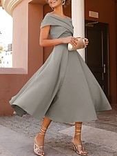abordables Robes de cocktail-Robes de cocktail en A mariage à la plage robe élégante longueur thé sans manches épaule dénudée invité d&#039;automne tissu extensible avec fente froncée robes Derby 2025