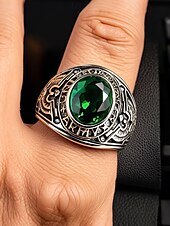 cheap Men&#039;s Jewelry-Men&#039;s Vintage Army Ring with Emerald Green Gemstone – Antique Silver Military Style Statement Ring for Veterans and Collectors