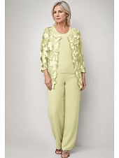 abordables Costumes-pantalons pour maman-tailleur pantalon bleu jaune 3 pièces robe mère de la mariée élégant col rond longueur au sol mousseline manches longues cache-cœur inclus avec broderie en dentelle 2025