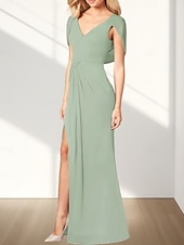 abordables Robes pour invitées de mariage-Robes d&#039;invitée de mariage A-Line Élégante Robe Invitée de mariage Fiançailles Longueur de sol Sans manches Col en V Chiffon Dos drapé avec plis Fente