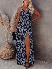 preiswerte Streifen- und geometrische Kleider-Damen Maxikleid A Linie Kleid Unterkleid Urlaub Lässig Boho Outdoor Ausgehen Strand Standard Passform Grafik Geometrisch Ärmellos Spaghettiträger Weiß Leicht Braun Blau Grau Sommer