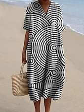 billige Stripete og geometriske kjoler-Dame Midikjole Solkjole Kjole med A-linje Ferie Fritid Strandstil Fest Ut på byen Strand Løstsittende Grafisk Geometrisk Kortermet V-hals Hvit+Svart Mørkebrun Aske Sommer Vår