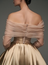 preiswerte Cocktailkleider-Rosa Ballkleid Satin A-Linien Cocktail Elegante Kleider Formelle Hochzeit Knöchellänge Langarm Schulterfrei Abnehmbar mit Schal