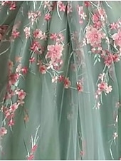 abordables Robes Longues / Gowns-Robe de Prom Tulle A-line Brodée de Fleurs Élégante Robe Formelle Invité de Mariage Longueur Thé Sans Manches Col en V