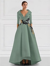 preiswerte SCHWARZ-Schwarzes A-Linie Abendkleid Vintage Gesticktes Elegantes Kleid Smokingkleid Formal Bodenlang Langarm V-Ausschnitt Tasche Satin mit Perlenapplikationen