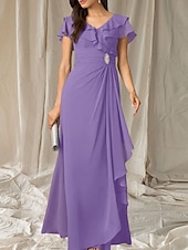 abordables Robes pour invitées de mariage-Robes de fête pour invité de mariage A-Line robe élégante longueur de sol à manches courtes décolletée en V en chiffon avec plis et volants