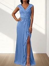 baratos Comprimento do chão-Vestido Mãe da Noiva Sereia  Trompete Convidada de Casamento Elegante Decote em V Comprimento de Chão Chiffon Sem Mangas com Rendas e Apliques Fenda Frontal