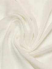billige Små Hvite Kjoler-Strandbryllup Bryllupsdusj Liten Hvit Kjole Bryllupsdusj Kjoler Bryllupskjoler A-Linje V Utringning 3/4 Lengde Erme Te Lengde Chiffon Bryllupskjoler Med Applikasjoner Ensfarget 2025