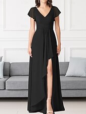 economico Abiti da damigella-Abito da damigella a trapezio, scollo a V, maniche lunghe, elegante, strascico a ruota in chiffon con pieghe e volant 2025