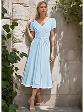 abordables Longueur du thé-Ligne A Robe de Mère de Mariée  Élégant Simple Minimaliste Col en V Longueur thé Chiffon Manche Courte avec Plis Froncé 2025