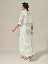billige Dressy topper-Dame Trekker på skuldrene Helfarge Blomstret Grafisk Elegant Stilfull Grunnleggende 3/4 ermer Asymmetrisk Crop Tops Bryllupsgjest Strandbryllup Paljetter Lapper Hvit Sommer Vår Høst