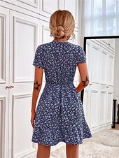 abordables Robes fleuries-Femmes Mini Robe Robe trapèze Occasionnel Extérieur Sortir Coupe Standard Fleuri Manche Courte Col en V Noir Rouge Bleu Abricot Été