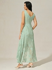 abordables Robe de cocktail-Femmes Robe maxi Robe à Volants Élégant Mariage robe demoiselle d honneur Soirée Fleuri Sans manches Col en U Vert cendré Été Printemps