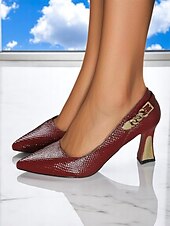 olcso Stiletto sarkú cipők-női fekete lakkbőr hegyes orrú cipők – texturált, arany lánc díszítéssel, arany sarkú cipők irodai viseletre, üzleti megbeszélésekre és hivatalos eseményekre