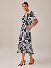 economico Abiti floreali-nero  &amp;abito midi con scollo a V e pois astratti bianchi