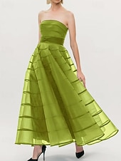 preiswerte Cocktailkleider-A-Linien Cocktailkleider Kreppkleid formelles Hochzeitskleid Tee-langes Maxikleid ärmellos strapless Nylon mit Schleife(n)