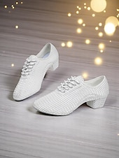preiswerte Lateinamerikanische Schuhe-Weiße Mesh-Latein-Tanzschuhe für Damen mit niedrigem, klobigem Absatz und funkelnden Strasssteinen – atmungsaktives, professionelles Standardschuhwerk für Künstler und Wettbewerbe