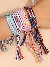 abordables Pulsera de mujer-Pulsera de la amistad trenzada con borlas hecha a mano en Nepal para mujer, pulsera de la amistad con patrón étnico colorido, estilo bohemio, adecuada para uso casual, playa y al aire libre.