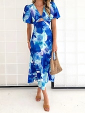 abordables Robes Floraux Imprimés-Femmes Robe Midi Robe Fleurie Robe bohème Robe Imprimée Mode Moderne Vacances Fête Sortir Coupe régulière Fleur Manche Courte Col en V Bleu Vert Été