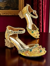 abordables Barroco &amp; Declaración-Tacones de bloque bordados barrocos de mujer estilo real dorado inspirado en el Gatsby de los años 1920 con adornos de piedras preciosas para ocasiones formales escénicas y de vestuario