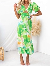 abordables Robes Floraux Imprimés-Femmes Robe Midi Robe Fleurie Robe bohème Robe Imprimée Mode Moderne Vacances Fête Sortir Coupe régulière Fleur Manche Courte Col en V Bleu Vert Été
