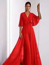 levne Šaty na ples-Overal pro matku nevěsty Šaty pro svatební hosty Elegantní vintage V výstřih podlahové délky chiffon s krátkým rukávem s nařasenými volánky