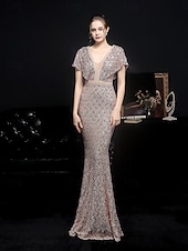 billige Semi-formell / Cocktail-Mermaid  trumpet quinceanera kjoler elegant kjole formell bryllup gulvlengde kortermet V-hals paljett med paljett
