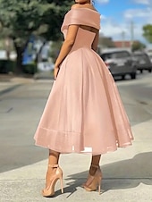 baratos Vestidos de Cocktail-Casamento na Praia Vestidos de Coquetel em A Linha Vestido Vintage Convidada de Casamento Comprimento Chá Sem Mangas Ombro à Mostra Tule com Pregas Vestidos Derby 2025