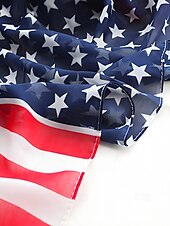 billiga Halsdukar för kvinnor-Damhalsduk med amerikansk flagga - patriotisk design med stjärnor och ränder i USA. Chiffongmaterialet är andningsbart och lätt, lämplig för 4 juli, självständighetsdagen, helgdagar och vardagsbruk.