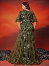 Χαμηλού Κόστους ΠΡΑΣΙΝΟ-Φόρεμα A-Line Plus Size Elegant Dress Επίσημο Γάμου Μήκος Δαπέδου Κοντό Μανίκι V Λαιμό Σατέν με Sequins