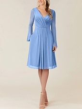 baratos Vestidos para Madrinhas-Vestido de dama de honra em corte A, decote em V, manga longa, elegante, comprimento até o joelho, chiffon com pregas / franzido 2025