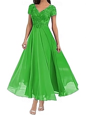 preiswerte Bodenlänge-A-Linie Brautmutterkleid Elegant V Ausschnitt Bodenlang Polyester Kurzarm mit Einfarbig 2025