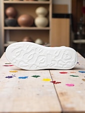 billige Sneakers til kvinner-Broderte slip-on sneakers til dame – fargerikt paisley-design med komfortabel såle, ideell for hverdagsbruk og trendy antrekk