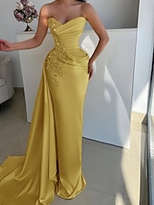 olcso Estélyi ruhák-Harang fazon Estélyi ruhák Elegáns Ruha Előírásos Esküvő Földig érő Ujjatlan Pánt nélküli Pezsgős menyasszony anyja ruha Szatén val vel Strasszkő Csillogás Ráncolt 2025