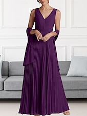 abordables Longueur du plancher-Ligne A Robe de Mère de Mariée  robe demoiselle d honneur Élégant Col en V Longueur au sol Chiffon Sans manches Echarpe incluse avec Perlage Fronces 2025