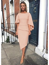 preiswerte Teelänge-Sheath Kleid der Mutter der Braut Hochzeitsgast Elegantes Einfaches Plus Size Juwel Dekolleté Asymmetrisch Knie Länge Charmeuse Halblange Ärmel mit Stufen kostenlose Sondergröße