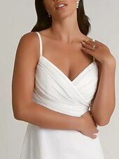preiswerte Hochzeitskleider-Verlobung Kleine Weiße Kleider Hochzeitskleider A-Linie V Ausschnitt Spaghettiträger Tee-Länge Satin Brautkleider Mit Gerafft 2025