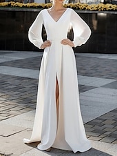 abordables robes de mariée décontractées-Robes de mariage décontractées A-Line col en V manches longues longueur sol crêpe extensible robe invitée de mariage robes de mariée simples avec ceinture en perles
