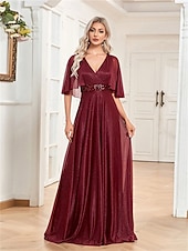 abordables Semi-formel / Cocktail-Robe de quinceanera A-Line élégante robe formelle de mariage longueur sol manches courtes col en V en satin avec plis