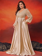 billige champagne-A-Line Plus Size Kjoler Elegant Kurve Kjole Formell Bryllup Gulvlengde Lang Erme V-hals Satin med Plisseringer