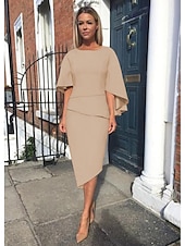 preiswerte Teelänge-Sheath Kleid der Mutter der Braut Hochzeitsgast Elegantes Einfaches Plus Size Juwel Dekolleté Asymmetrisch Knie Länge Charmeuse Halblange Ärmel mit Stufen kostenlose Sondergröße