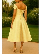 economico Abiti da cocktail-Abiti Cocktail A-Line Jacquard Oro Scintillante Abito Elegante Matrimonio Formale Lunghezza Tè Lunghezza Midi Senza Maniche Spalle Scoperte con Pieghe