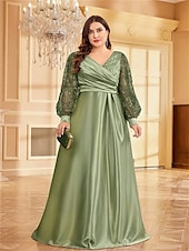 abordables VERT-Robe A-Line Grande Taille Élégante Robe Courbe De Mariage Formelle Longue Au Sol Manches Longues Col en V En Polyester Avec Plis 2025