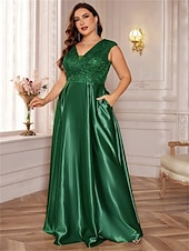 abordables Champagne-Robe A-Line Grande Taille Élégante Robe Courbe De Mariage Formelle Longue Au Sol Manches Courtes Col en V Satin Dos Nu Avec Plis 2025