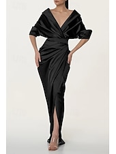 economico Lunghezza del pavimento-Abito da sposa a sirena/tromba, elegante, semplice e minimalista, con scollo a V, colletto a trapezio, lunghezza al pavimento, in raso elasticizzato, mezza manica, con dettagli arricciati e spacco